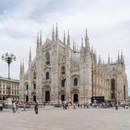 A Milano si spende di più in libri che in partite di calcio. L'indagine