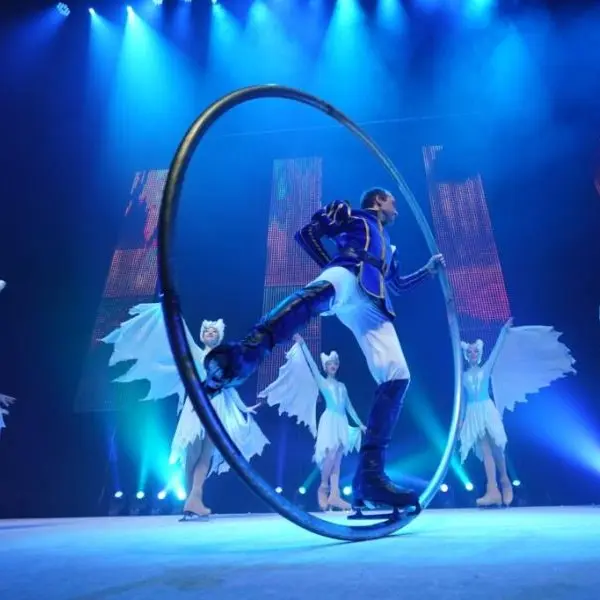 Music circus show on ice 2024