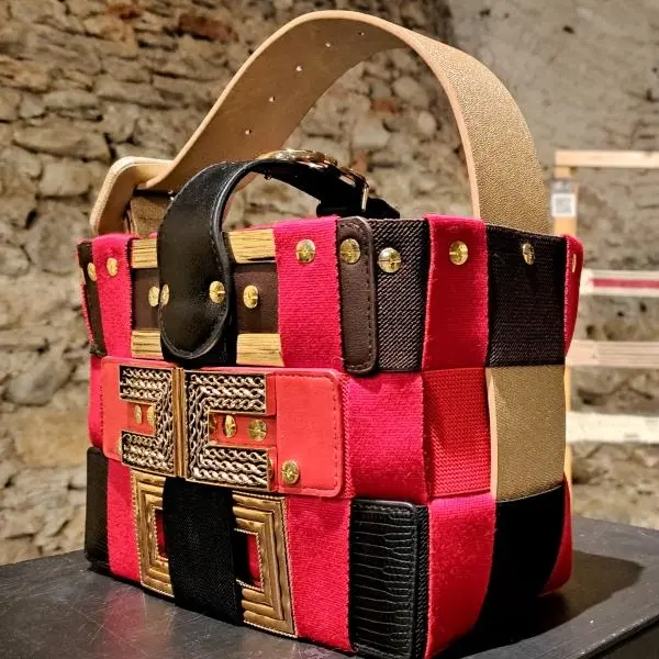 "Ohhhh my bags!". Le borse di Sabrina Mattei in mostra